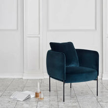 Ladda upp bild till gallerivisning, Bonnet Club Chair