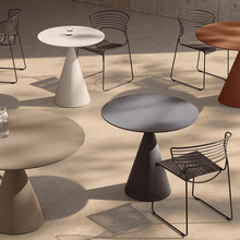 Ladda upp bild till gallerivisning, Clay Bistrot - Concrete indoor