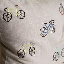 Ladda upp bild till gallerivisning, Kuddfodral cyklister