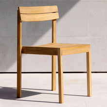 Ladda upp bild till gallerivisning, Laknäs matstol