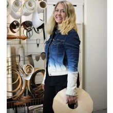 Ladda upp bild till gallerivisning, Lilla Snåland pall