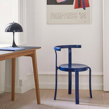 Ladda upp bild till gallerivisning, Magnus Olesen MO 8002 stol Blå