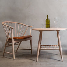 Ladda upp bild till gallerivisning, Solfjädern fåtölj