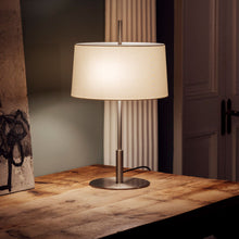 Ladda upp bild till gallerivisning, Diana bordslampa tänd