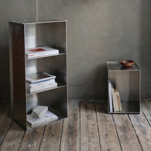 Ladda upp bild till gallerivisning, Rivet Case