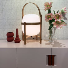 Ladda upp bild till gallerivisning, Cesta