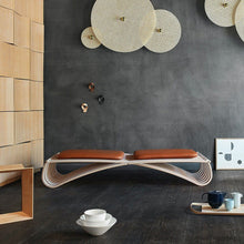 Ladda upp bild till gallerivisning, JUNDO dagbädd