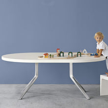 Ladda upp bild till gallerivisning, Oops matbord