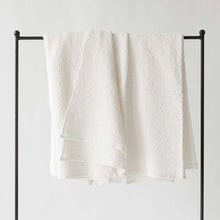 Ladda upp bild till gallerivisning, Offwhite