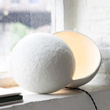 Ladda upp bild till gallerivisning, Earth rund bordslampa