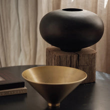 Ladda upp bild till gallerivisning, Surround Vase