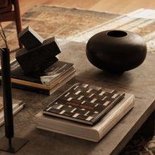 Ladda upp bild till gallerivisning, Surround Vase