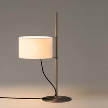 Ladda upp bild till gallerivisning, TMD bordslampa tänd