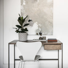 Ladda upp bild till gallerivisning, Tati Skrivbord