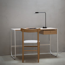 Ladda upp bild till gallerivisning, White / White Stained Oak P2