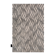Ladda upp bild till gallerivisning, Handtuftade mattan Wibes