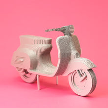 Ladda upp bild till gallerivisning, 3D pussel - Scooter
