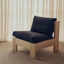 Ladda upp bild till gallerivisning, Icon Lounge Chair
