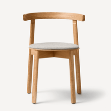 Ladda upp bild till gallerivisning, Lunar Chair
