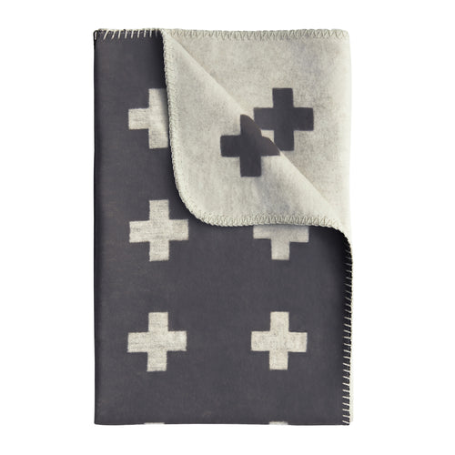 Cross blanket av Pia Wallén