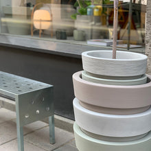 Ladda upp bild till gallerivisning, Bordato Liscio Kruka
