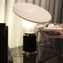 Ladda upp bild till gallerivisning, Taccia Small lampa
