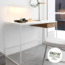 Ladda upp bild till gallerivisning, White (Obs fel finish på lådan)
