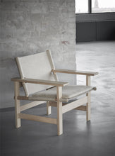 Ladda upp bild till gallerivisning, The Canvas Chair är designad av Børge Mogensen
