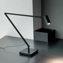 Ladda upp bild till gallerivisning, Untitled Table Bordslampa

