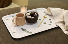 Ladda upp bild till gallerivisning, Eucalyptus bricka med fika på
